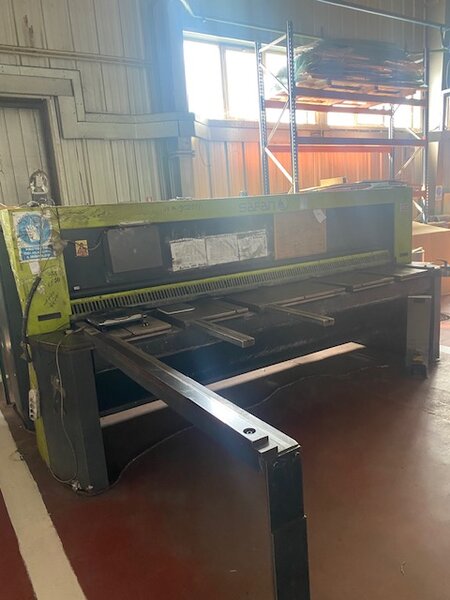 Vand masini unelte CNC si clasice  prelucrare table -tel 0744311510