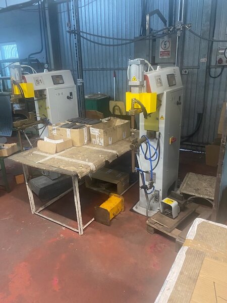 Vand masini unelte CNC si clasice  prelucrare table -tel 0744311510